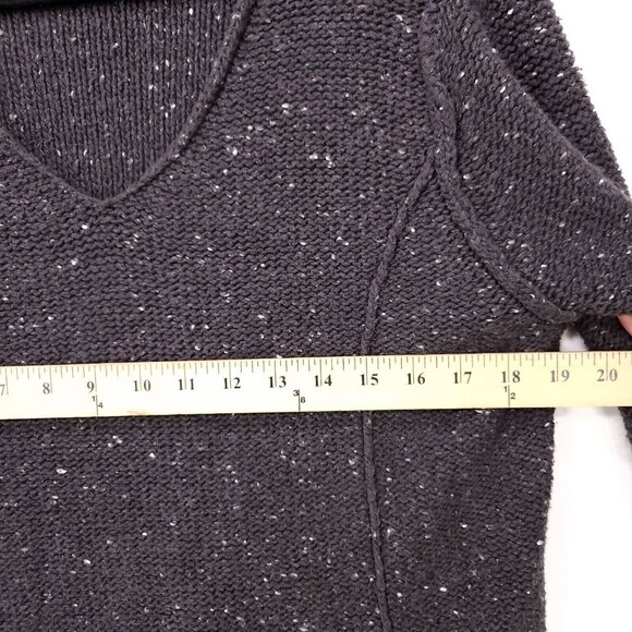 Cabelas Sweater Chunky Knit Womens Large Pullover Dark Gray Swiss Dot V-Neck - Picture 6 of 10